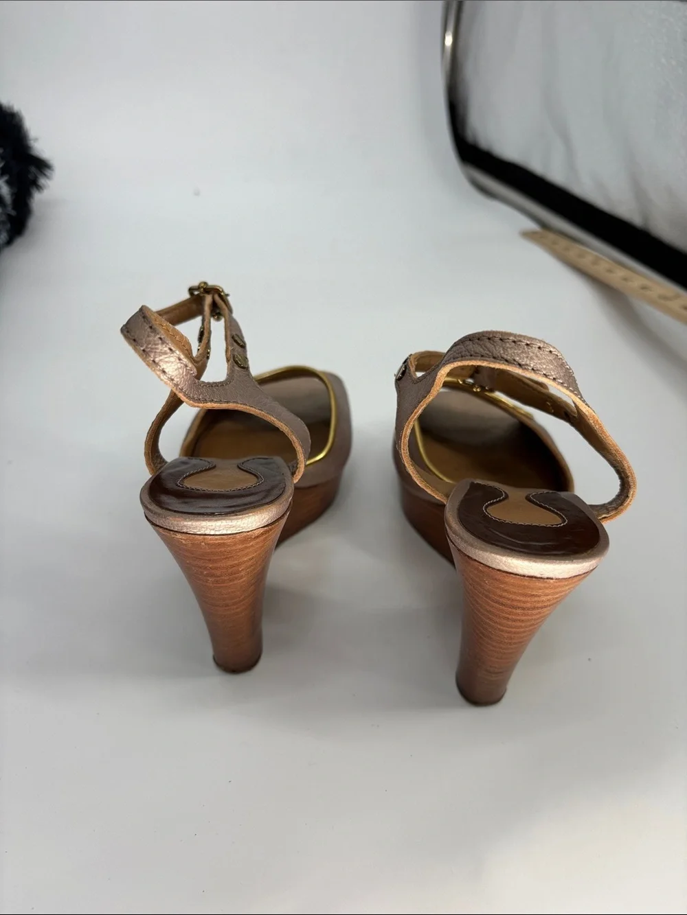Chloe leather Metallic Peep Toe Ankle Strap Wooden Wedge rare sandal shoes 36